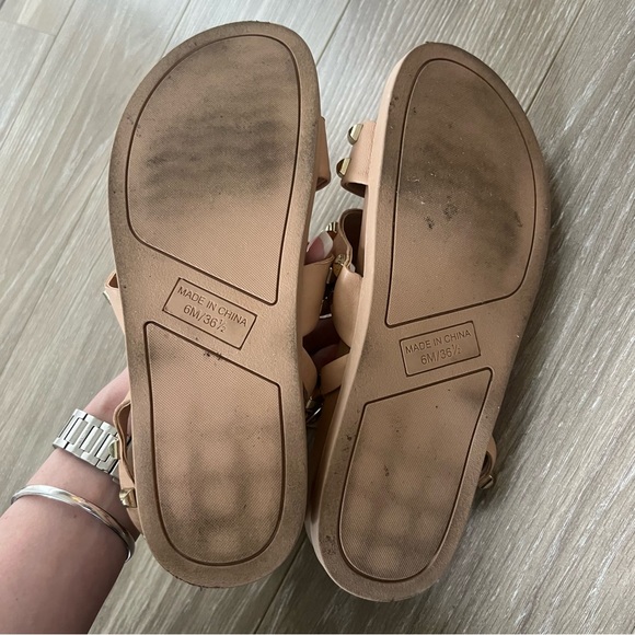 Vince Camuto Studded Sandals 6 - Picture 4 of 4